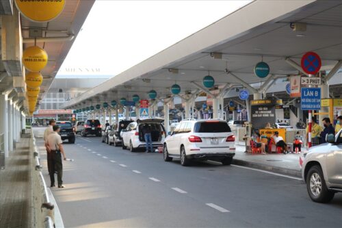 Xe 7 chỗ sân bay Tân Sơn Nhất – Đáp ứng mọi nhu cầu di chuyển với chất lượng hàng đầu!