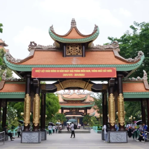 Dlich củ chi